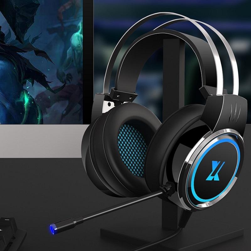 X8 7.1 Surround Sound Gaming Headset with Mic – Stars White, Noise Cancelling, RGB Lights