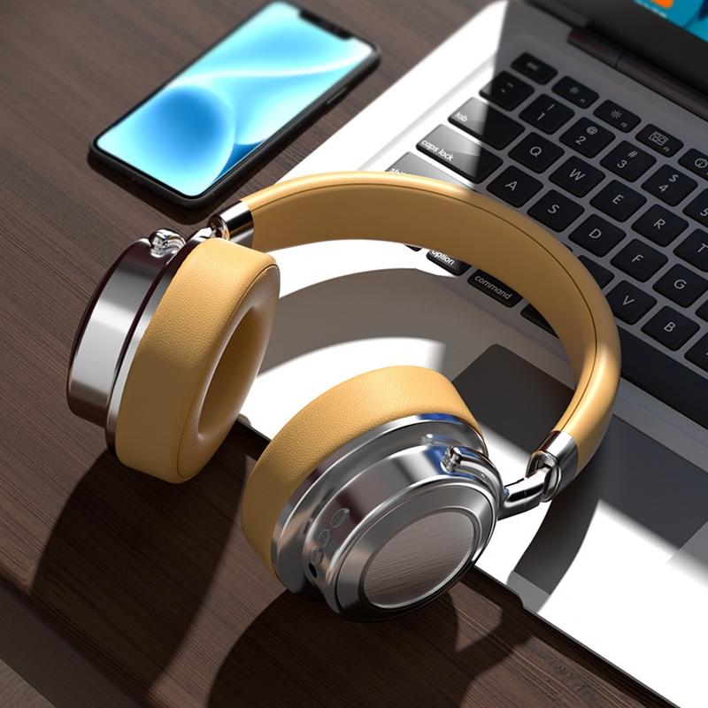 Retro Wireless Bluetooth Headset – Metal Head-Mounted Design, Silver & Brown for Stylish Audio Experience